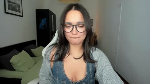  Tiffany  online show from 01/05/25, 09:37