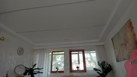 Tiffany Houston online show from 03/11/25, 07:04