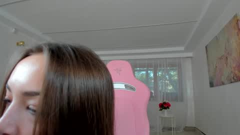 Tiffany Houston online show from 09/22/25, 06:15