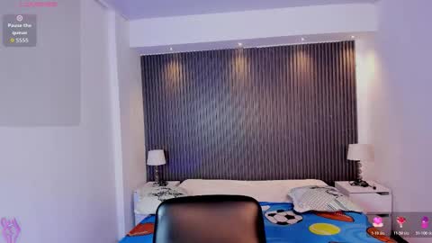 tiffanyhoustton online show from 03/25/26, 12:00