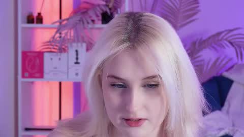 Snapshot of tiffanyjons chatting on 02/15/26, 05:42 tiffanyjons online show from 02/15/26, 05:42