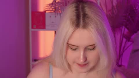 Snapshot of tiffanyjons chatting on 02/22/26, 06:06 tiffanyjons online show from 02/22/26, 06:06