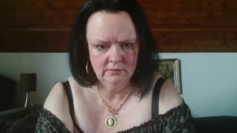 TiffanyMature online show from 09/30/25, 09:25