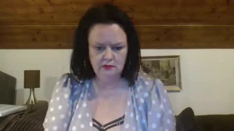 TiffanyMature online show from 10/04/25, 09:35