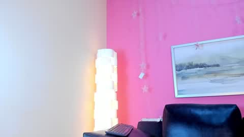 Stefany Suarez online show from 01/28/25, 01:05