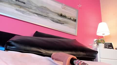 Stefany Suarez online show from 02/02/25, 01:34