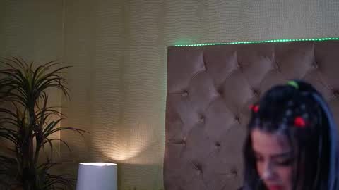  Tiffany  online show from 10/14/25, 06:25