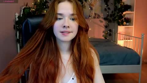 Snapshot of tiffanyvex chatting on 03/19/26, 03:27 Tiffany online show from 03/19/26, 03:27