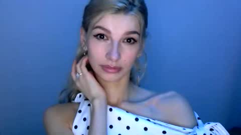 Ask me online show from 05/09/26, 09:42