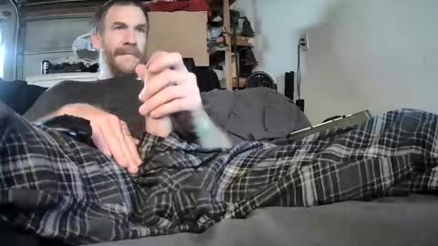 Snapshot of tiggity19 chatting on 04/21/26, 08:34 Tiggity23 come stroke my 9 cock with ne online show from 04/21/26, 08:34