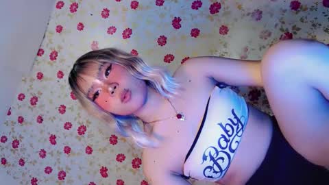 Snapshot of tight_elliana chatting on 04/22/26, 09:49 tight_elliana online show from 04/22/26, 09:49