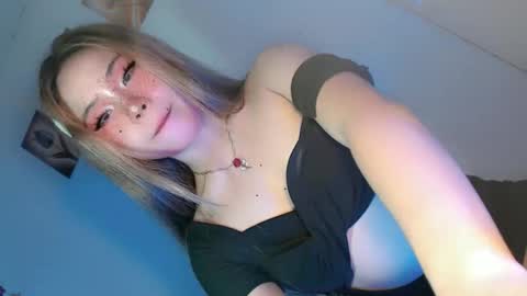 Snapshot of tight_elliana chatting on 05/07/26, 08:36 tight_elliana online show from 05/07/26, 08:36