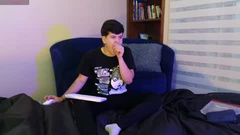 Snapshot of tightncuteass chatting on 05/19/26, 11:22 Camilo online show from 05/19/26, 11:22