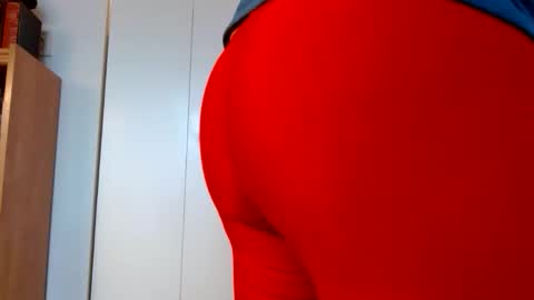 Tightshortsspank online show from 11/27/25, 08:44