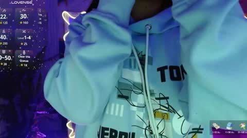 Tiiana online show from 04/27/26, 03:04