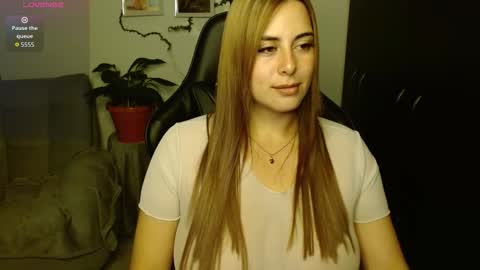 Snapshot of tiina_hz chatting on 09/20/25, 03:40 Tiina hz online show from 09/20/25, 03:40