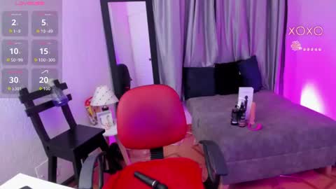 tiinajonus_ online show from 06/25/26, 04:01