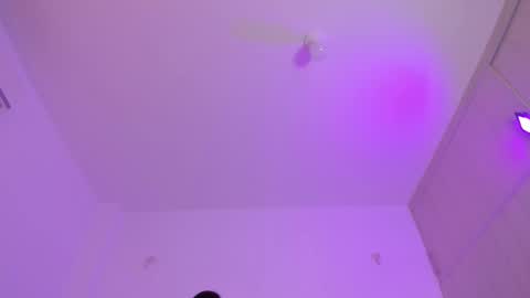 Tiny  online show from 11/20/25, 11:32