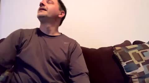 Snapshot of tiltmode420 chatting on 01/08/25, 01:42 tiltmode420 online show from 01/08/25, 01:42