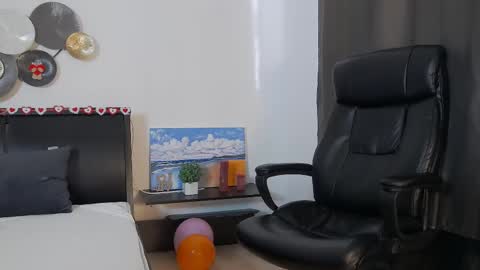 ask me online show from 02/16/25, 07:48