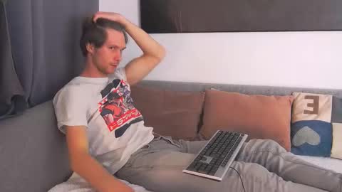 ask me online show from 11/25/25, 05:57