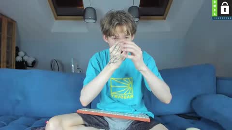 Tim online show from 03/05/25, 07:38