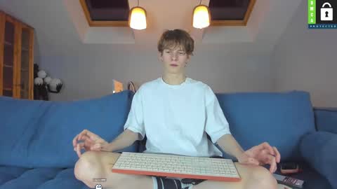 Tim online show from 03/10/25, 06:56