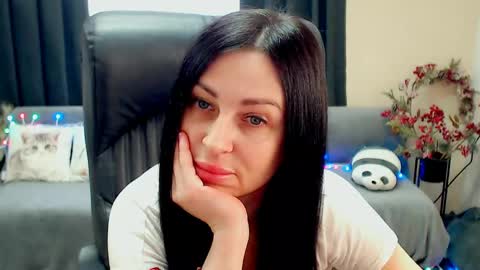 Luisa online show from 05/22/26, 07:59