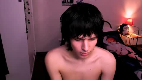 Snapshot of timi_moon chatting on 10/29/25, 09:16 timi_moon online show from 10/29/25, 09:16