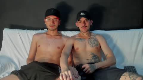 Snapshot of timothy_eliot chatting on 05/11/26, 01:55 wanna play bareback uncut colombian couple new twink bbk online show from 05/11/26, 01:55