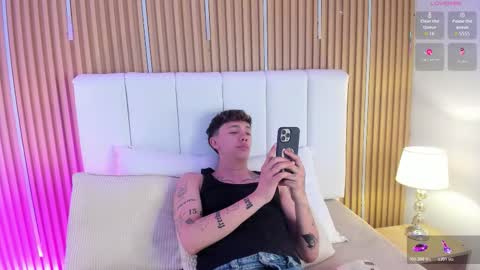 Timothy 21 years old online show from 03/03/26, 07:53