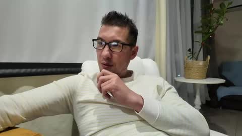 Fillipp Moris online show from 04/19/26, 08:00