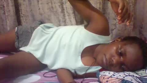 christine online show from 12/05/25, 09:00