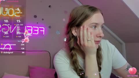 Stella online show from 04/11/26, 07:45