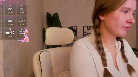 Stella online show from 04/14/26, 08:31