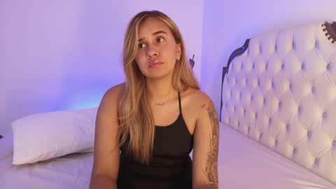 Snapshot of tina_loove chatting on 02/25/26, 07:45 Tina online show from 02/25/26, 07:45