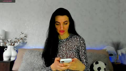 Tina online show from 04/10/26, 11:26