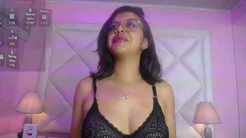 Snapshot of tina_monroee chatting on 05/26/26, 05:14 Tinaa online show from 05/26/26, 05:14