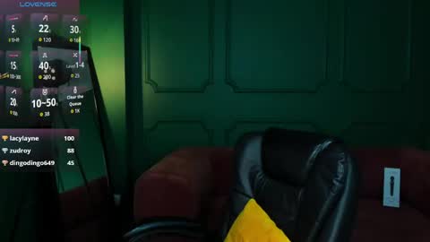 tina_tayllor__ online show from 04/15/26, 02:40