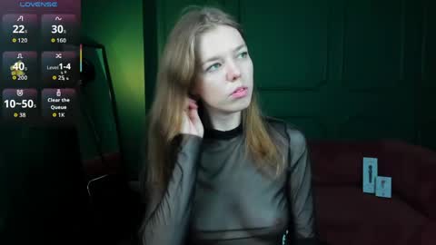 tina_tayllor__ online show from 06/04/26, 09:32