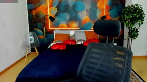 Snapshot of tina_xx_tina chatting on 02/27/26, 01:38 Kristina online show from 02/27/26, 01:38