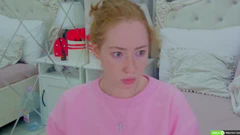 Snapshot of tinabrook chatting on 09/19/25, 03:08 Tina online show from 09/19/25, 03:08