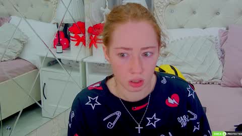 Snapshot of tinabrook chatting on 09/25/25, 04:16 Tina online show from 09/25/25, 04:16