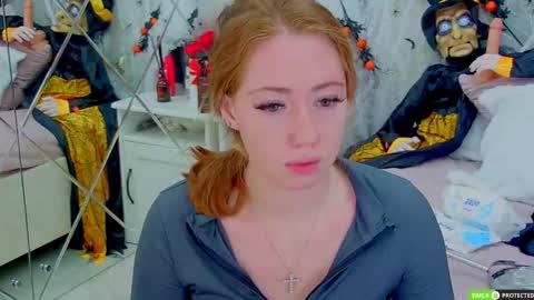 Snapshot of tinabrook chatting on 10/17/25, 04:15 Tina online show from 10/17/25, 04:15