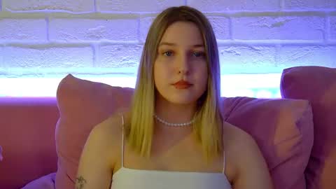TinaBurton online show from 05/03/26, 04:24