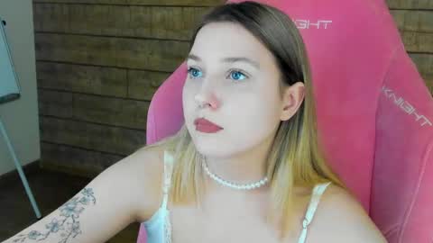 TinaBurton online show from 05/06/26, 06:02