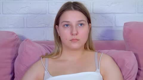 TinaBurton online show from 05/19/26, 01:56