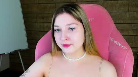 Snapshot of tinaburton chatting on 06/14/26, 04:20 TinaBurton online show from 06/14/26, 04:20