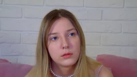 Snapshot of tinaburton chatting on 07/01/26, 04:18 TinaBurton online show from 07/01/26, 04:18