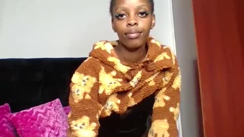 Snapshot of tinashe004 chatting on 05/15/26, 11:12 tinashe online show from 05/15/26, 11:12